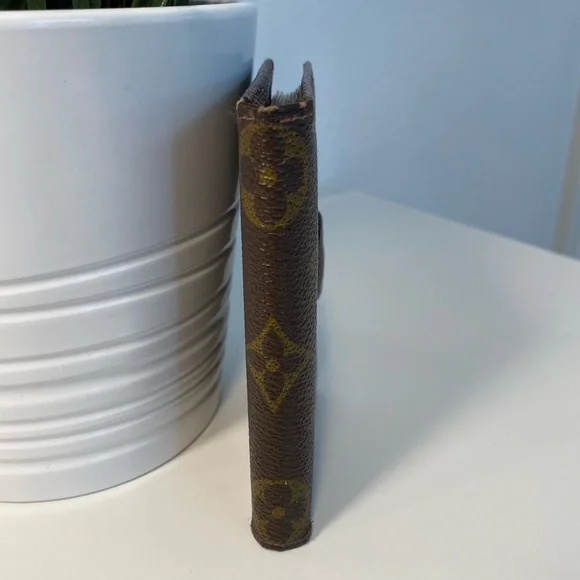 Louis Vuitton Very Rare Vintage 1970’s Card Holder - Picture 9 of 14